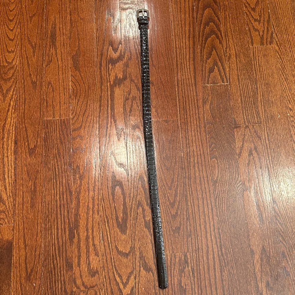 Banana Republic Black skinny reptile Leather Belt size 30